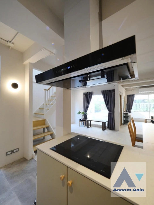 7  3 br House for rent and sale in Sukhumvit ,Bangkok BTS Phra khanong AA39414