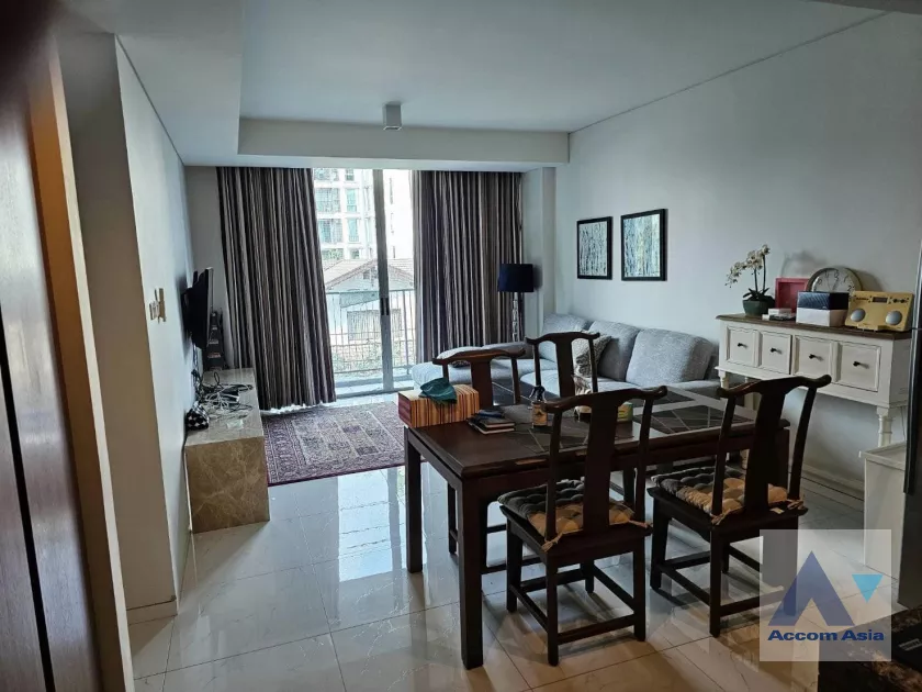 Corner Unit |  2 Bedrooms  Condominium For Rent & Sale in Sukhumvit, Bangkok  near BTS Phrom Phong (AA39416)