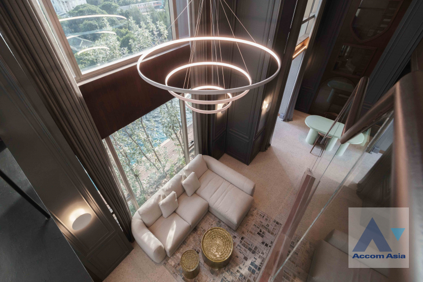 Corner Unit, Private Swimming Pool, Double High Ceiling, Duplex Condo, Pet friendly condominium for rent in Sukhumvit, Bangkok Code AA39418