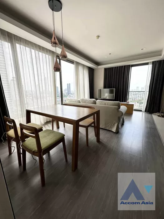  2 Bedrooms  Condominium For Rent in Charoennakorn, Bangkok  near BTS Wongwian Yai (AA39421)
