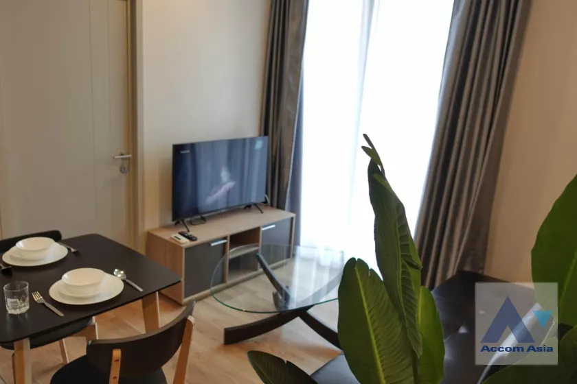  OKA HAUS Sukhumvit 36 Condominium  2 Bedroom for Rent BTS Thong Lo in Sukhumvit Bangkok
