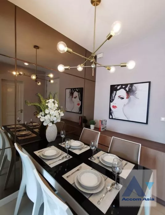 unit 1 Bedroom  Condominium For Rent in Charoen Nakhon, Bangkok  near BTS Krung Thon Buri (AA39435)