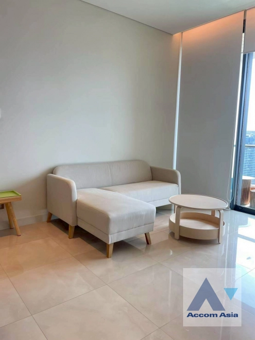 unit 2 Bedrooms  Condominium For Rent & Sale in Ploenchit, Bangkok  near BTS Chitlom (AA39437)