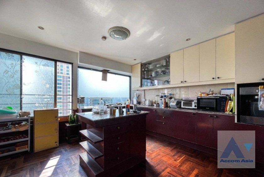 5  3 br Condominium For Sale in Sukhumvit ,Bangkok BTS Asok - MRT Sukhumvit at Liberty Park I AA39438