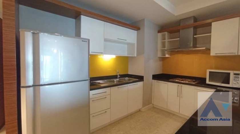 unit 2 Bedrooms  Condominium For Rent & Sale in Sukhumvit, Bangkok  near BTS Ekkamai (AA39443)