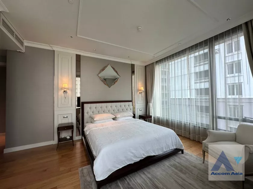 7  2 br Condominium For Rent in Ploenchit ,Bangkok BTS Chitlom at Sindhorn Residence AA39445