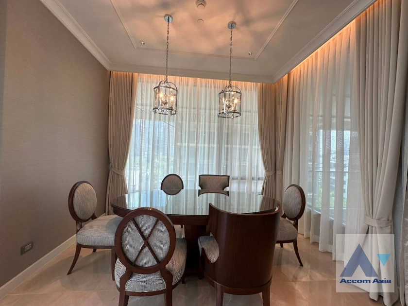 4  2 br Condominium for rent and sale in Ploenchit ,Bangkok BTS Chitlom at Sindhorn Residence AA39445