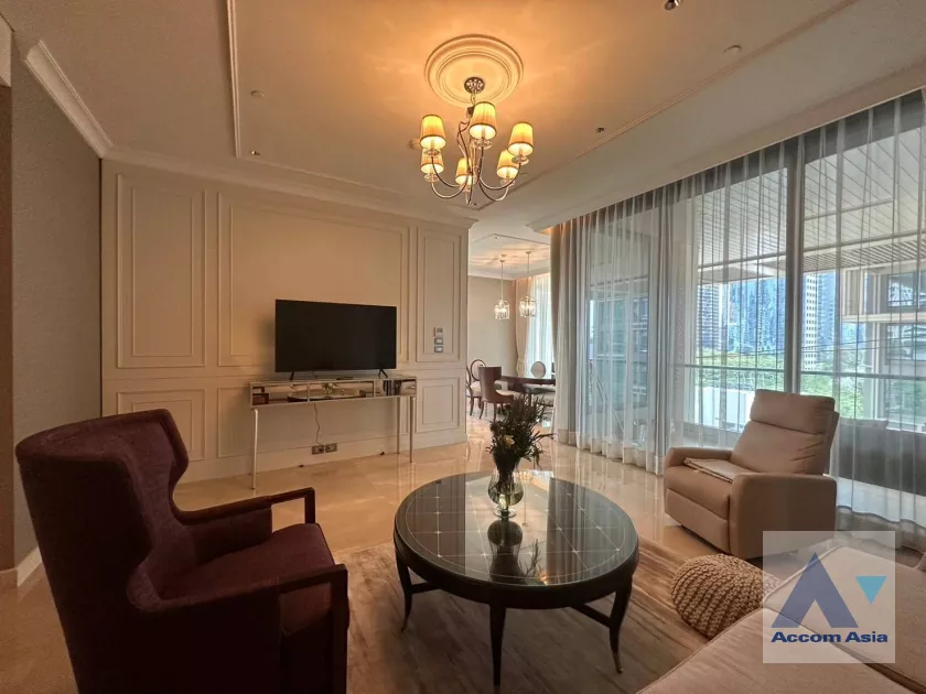  1  2 br Condominium For Rent in Ploenchit ,Bangkok BTS Chitlom at Sindhorn Residence AA39445
