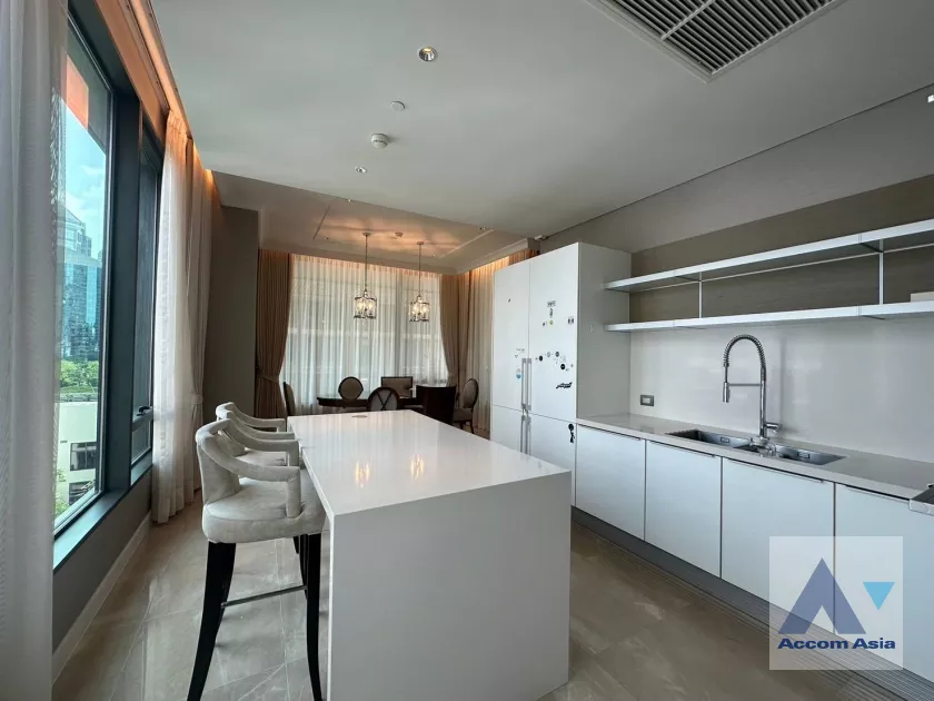 6  2 br Condominium For Rent in Ploenchit ,Bangkok BTS Chitlom at Sindhorn Residence AA39445