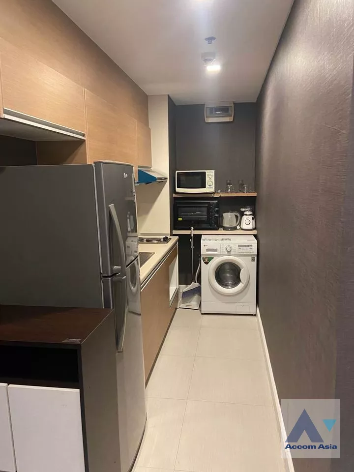  1 Bedroom  Condominium For Rent in Sukhumvit, Bangkok  near BTS Phra khanong (AA39450)
