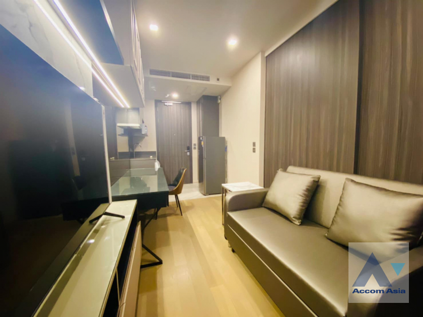  1 Bedroom  Condominium For Rent in Sukhumvit, Bangkok  near BTS Asok - MRT Sukhumvit (AA39451)