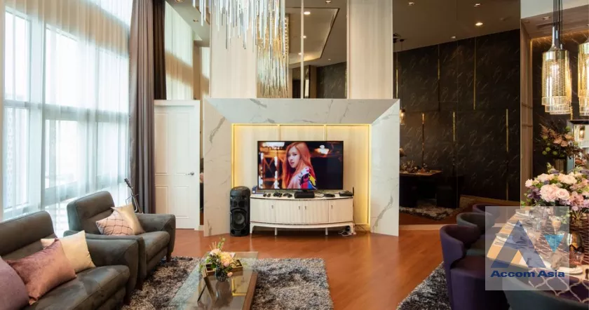  1  2 br Condominium For Sale in Ratchadaphisek ,Bangkok MRT Rama 9 at Belle Grand Rama 9  (Belle Avenue) AA39461