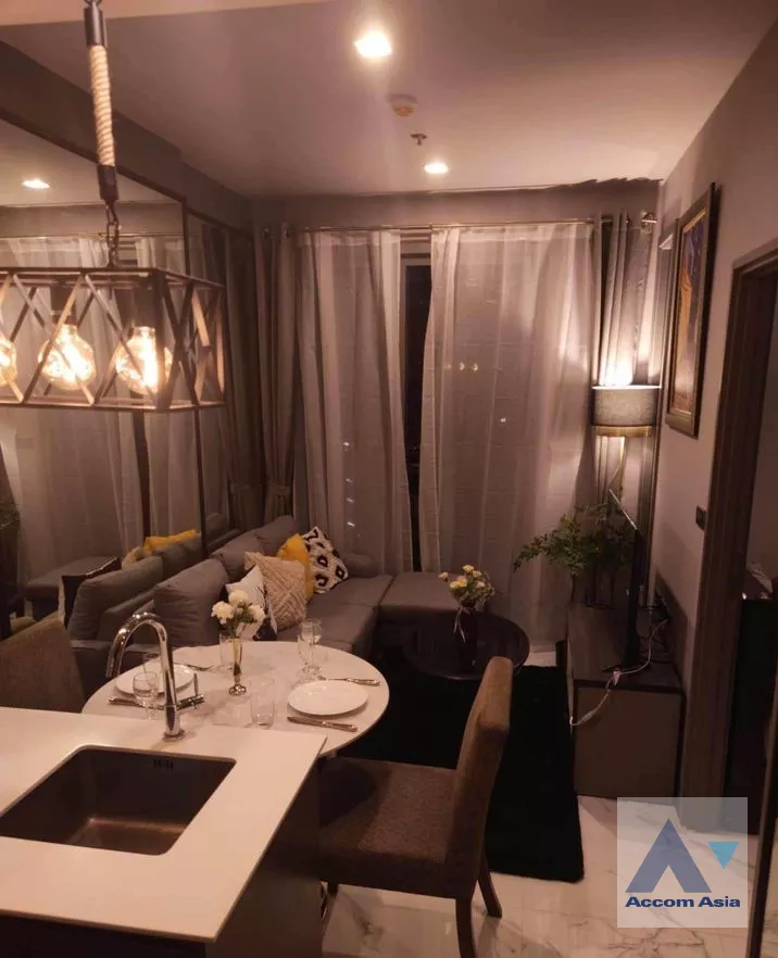 unit 1 Bedroom  Condominium For Rent in Sukhumvit, Bangkok  near BTS Ekkamai (AA39464)