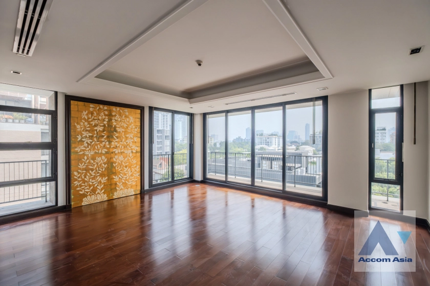 Pet friendly |  Fully Facilities Apartment  4 Bedroom for Rent BTS Phrom Phong in Sukhumvit Bangkok