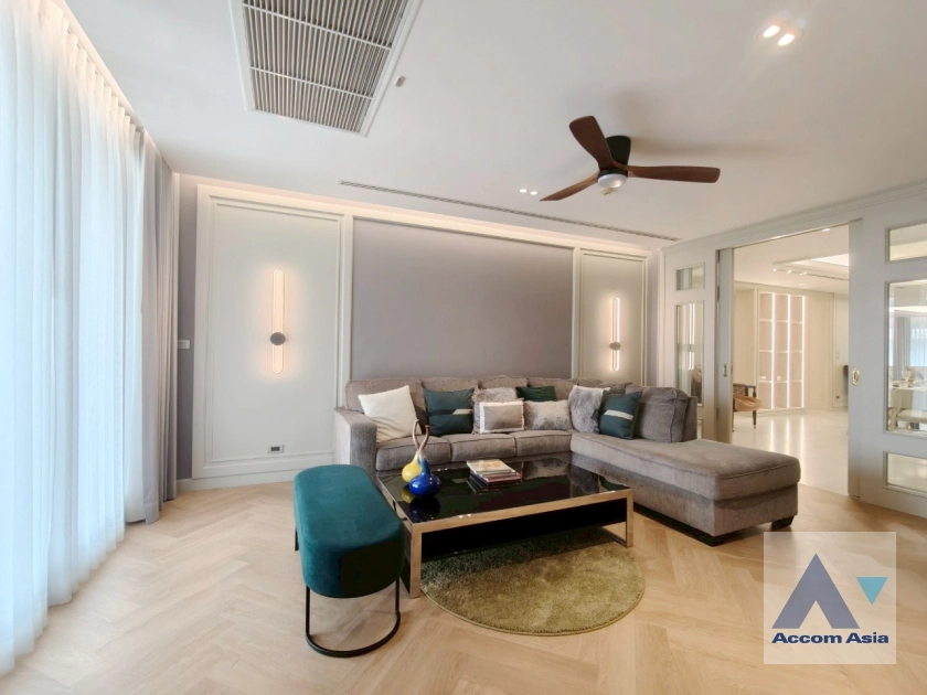 9  4 br Apartment For Rent in Sukhumvit ,Bangkok BTS Phrom Phong at Fully Facilities AA39470