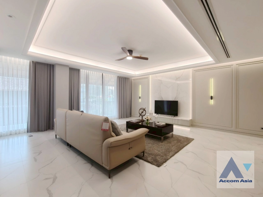 5  4 br Apartment For Rent in Sukhumvit ,Bangkok BTS Phrom Phong at Fully Facilities AA39470