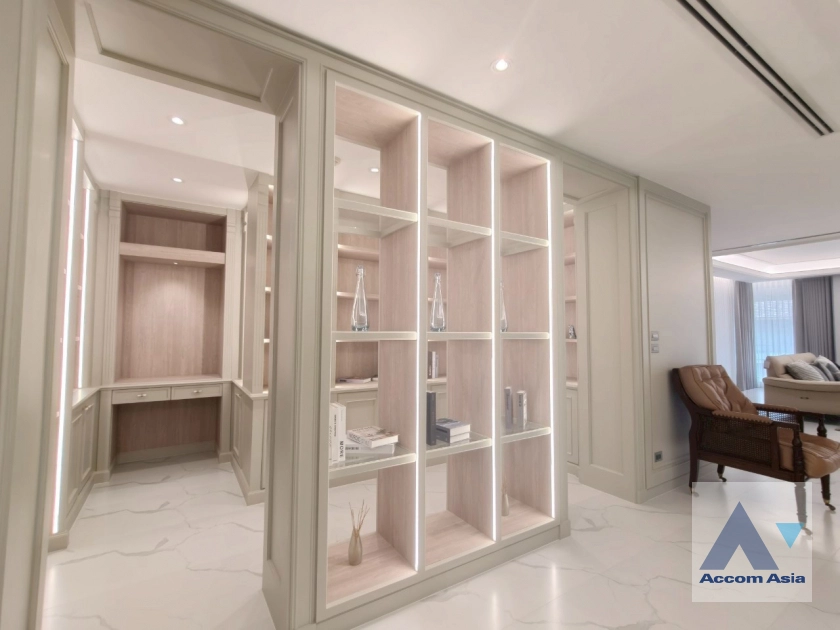 13  4 br Apartment For Rent in Sukhumvit ,Bangkok BTS Phrom Phong at Fully Facilities AA39470