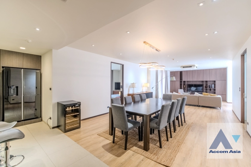  1  4 br Apartment For Rent in Sukhumvit ,Bangkok BTS Phrom Phong at Modern Brand New Apartment AA39472