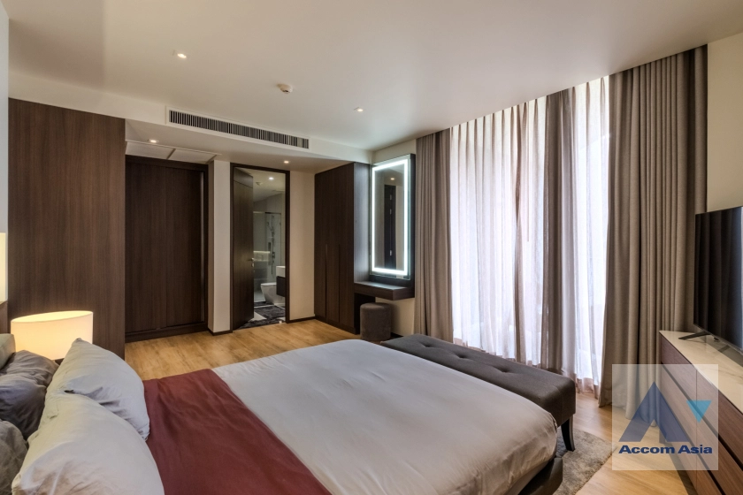 12  4 br Apartment For Rent in Sukhumvit ,Bangkok BTS Phrom Phong at Modern Brand New Apartment AA39472