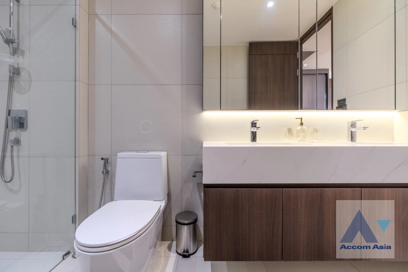 14  4 br Apartment For Rent in Sukhumvit ,Bangkok BTS Phrom Phong at Modern Brand New Apartment AA39472