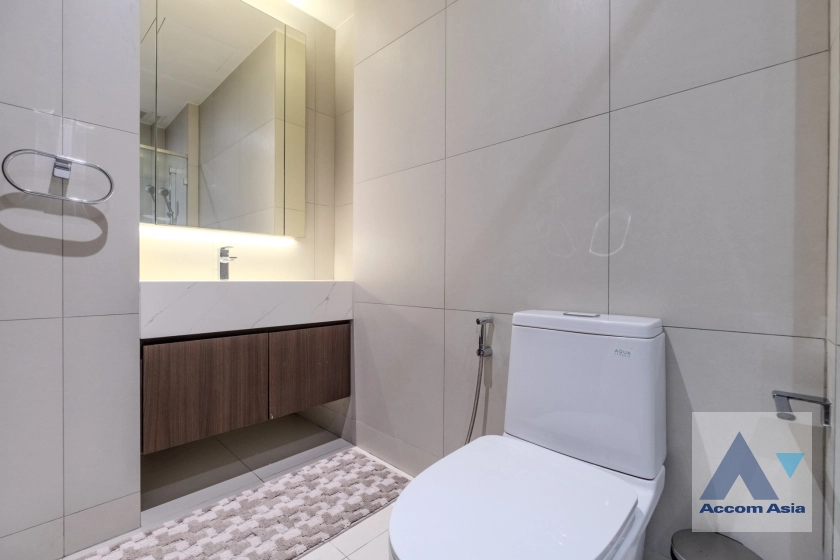 20  4 br Apartment For Rent in Sukhumvit ,Bangkok BTS Phrom Phong at Modern Brand New Apartment AA39472