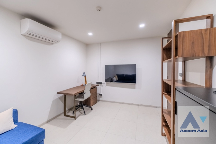 22  4 br Apartment For Rent in Sukhumvit ,Bangkok BTS Phrom Phong at Modern Brand New Apartment AA39472