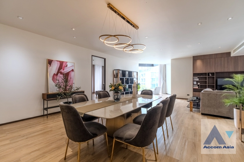 unitPet friendly |  4 Bedrooms  Apartment For Rent in Sukhumvit, Bangkok  near BTS Phrom Phong (AA39473)