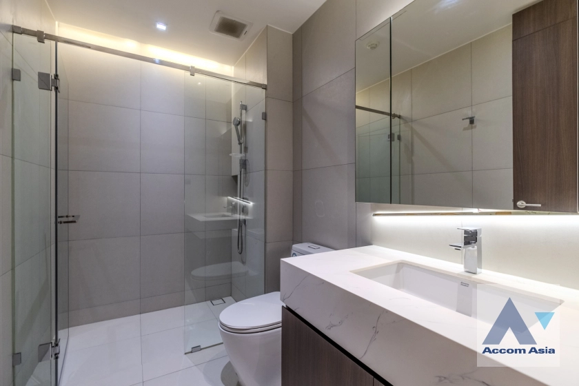 18  4 br Apartment For Rent in Sukhumvit ,Bangkok BTS Phrom Phong at Modern Brand New Apartment AA39473