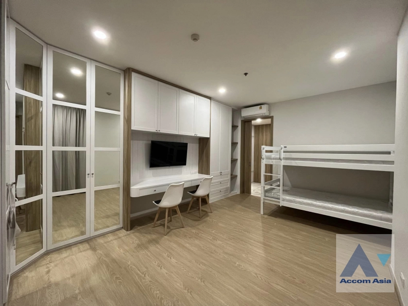 7  2 br Condominium For Sale in Sathorn ,Bangkok BTS Chong Nonsi - BRT Thanon Chan at Parco AA39482