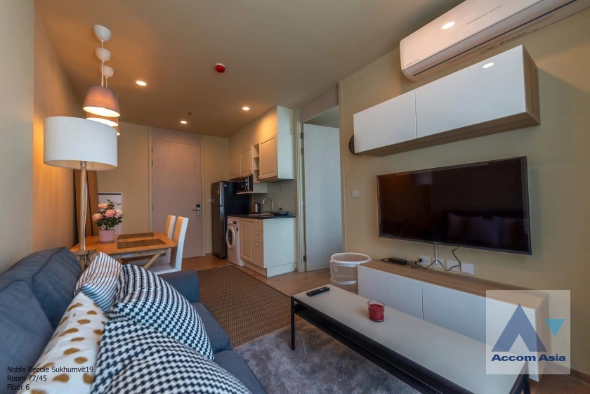 unit 1 Bedroom  Condominium For Rent in Sukhumvit, Bangkok  near BTS Asok - MRT Sukhumvit (AA39485)