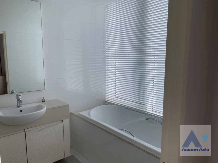 10  2 br Condominium For Rent in Sukhumvit ,Bangkok  at Siri Residence Sukhumvit 24 AA39487