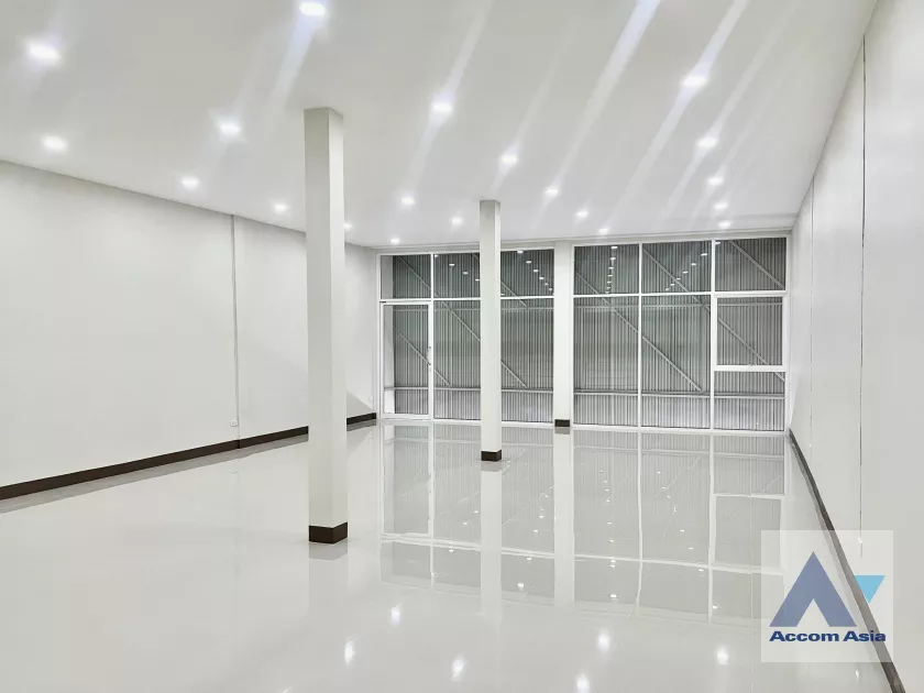 unit Retail / showroom For Rent in Dusit, Bangkok  (AA39494)