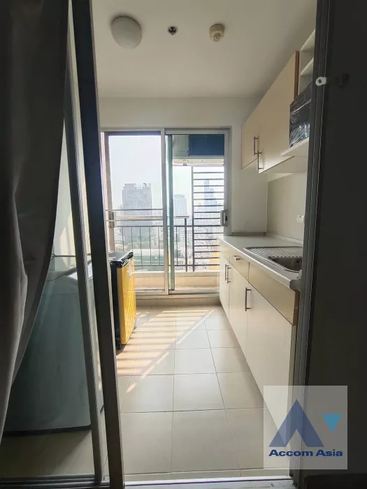 7  1 br Condominium For Sale in Ratchadaphisek ,Bangkok BTS Ekkamai at Supalai Park Ekkamai Thonglor AA39497