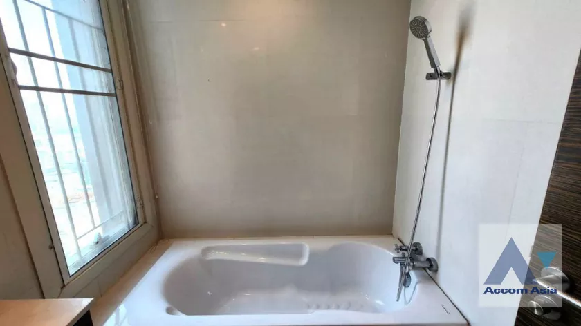 6  2 br Condominium For Rent in Charoen Nakhon ,Bangkok BTS Krung Thon Buri at WaterMark Chaophraya River AA39503