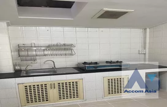 7  3 br Townhouse For Sale in Sukhumvit ,Bangkok  AA39522