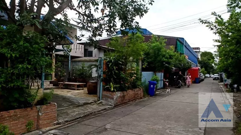 6  3 br House For Sale in sukhumvit ,Bangkok BTS On Nut AA39524