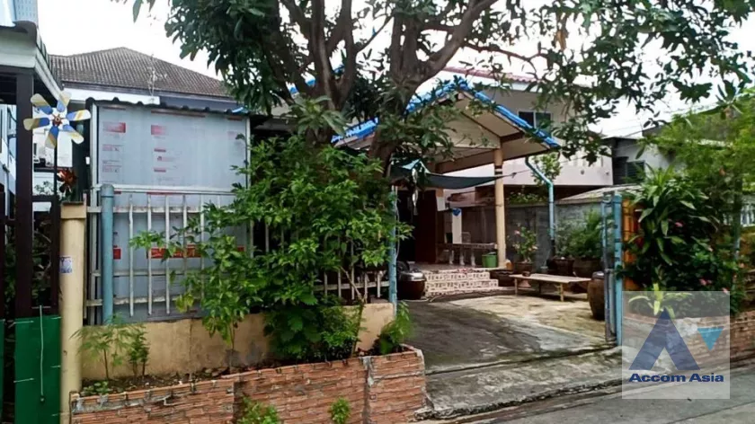 5  3 br House For Sale in sukhumvit ,Bangkok BTS On Nut AA39524