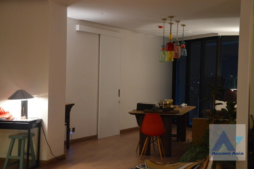 8  4 br Condominium For Sale in Sathorn ,Bangkok BRT Wat Dan at Royal River Place AA39529