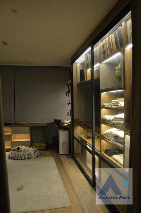 7  4 br Condominium For Sale in Sathorn ,Bangkok BRT Wat Dan at Royal River Place AA39529