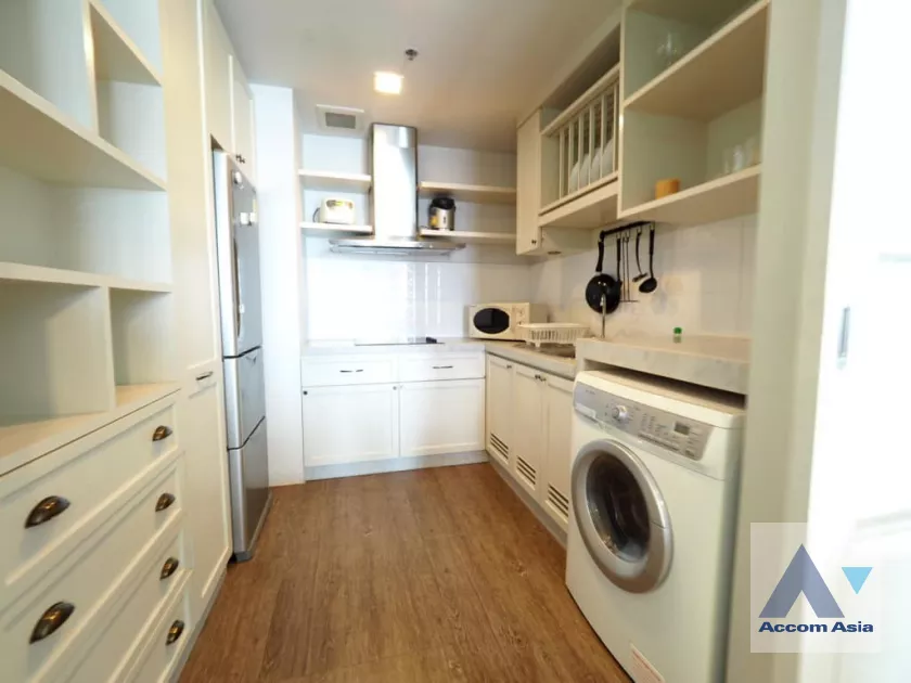 unit 1 Bedroom  Condominium For Rent in Sukhumvit, Bangkok  near BTS Ekkamai (AA39540)