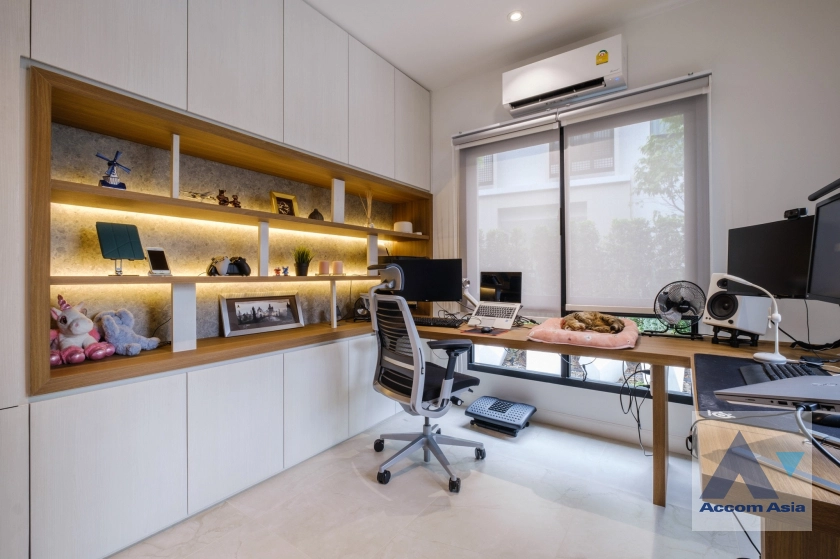 6  3 br House for rent and sale in Petchkasem ,Bangkok  at Prinn Sathorn-Ratchaphruek AA39543