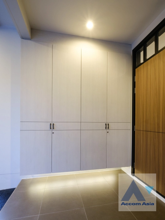 11  3 br House for rent and sale in Petchkasem ,Bangkok  at Prinn Sathorn-Ratchaphruek AA39543