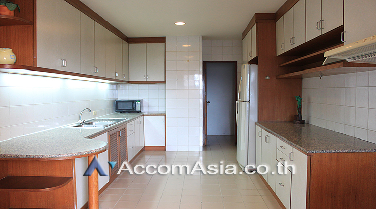 6  4 br Apartment For Rent in Sukhumvit ,Bangkok BTS Phrom Phong at 2 Units per Floor 15377