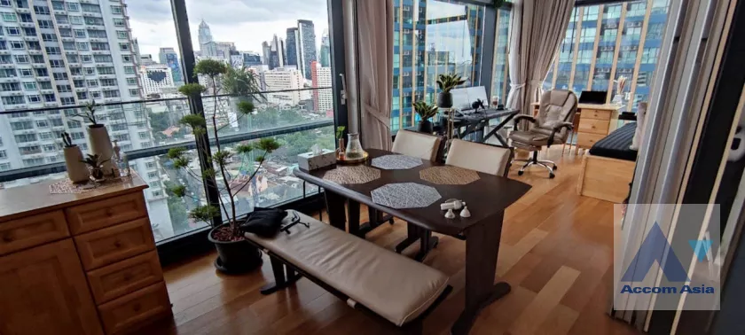  2 Bedrooms  Condominium For Rent in Phaholyothin, Bangkok  near MRT Phetchaburi (AA39547)
