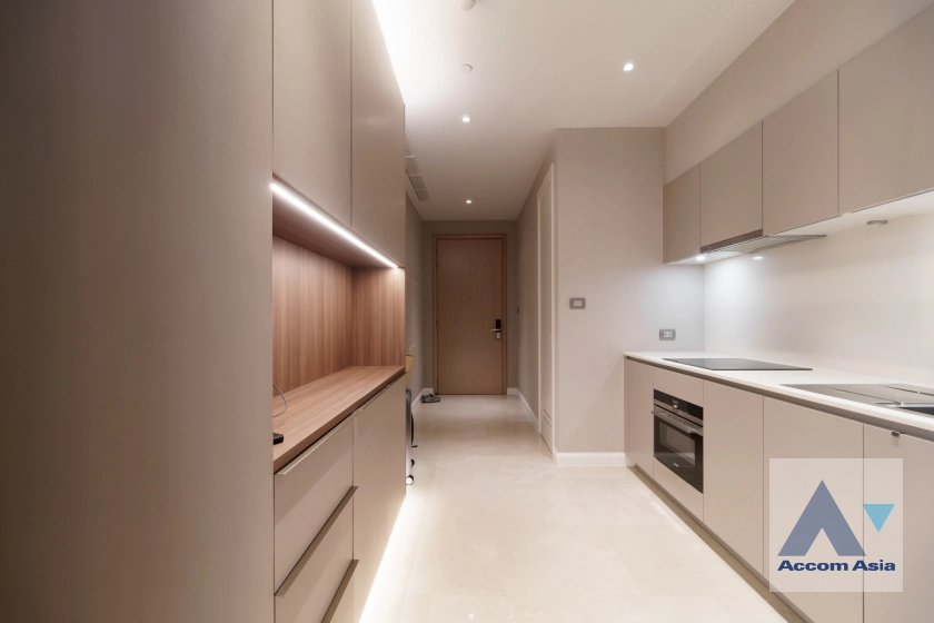 8  2 br Condominium For Sale in Charoen Nakhon ,Bangkok BTS Krung Thon Buri at Magnolias Waterfront Residences AA39548