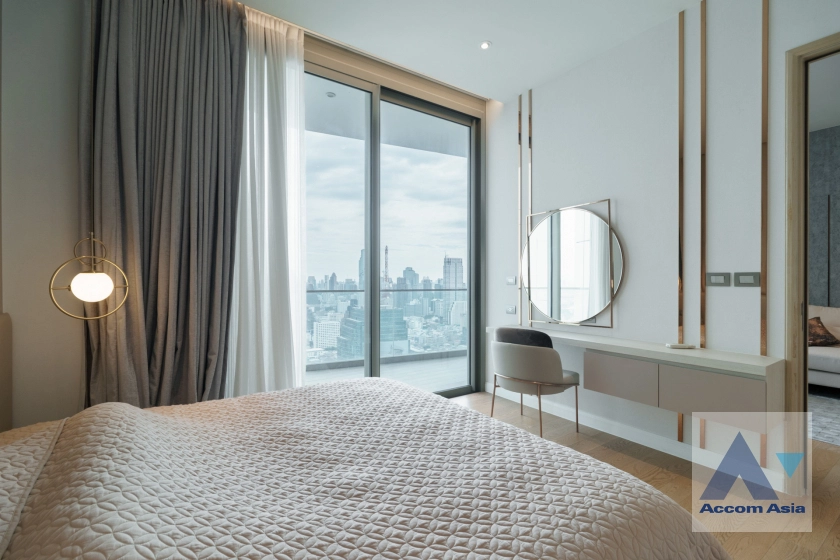 12  2 br Condominium For Sale in Charoen Nakhon ,Bangkok BTS Krung Thon Buri at Magnolias Waterfront Residences AA39548