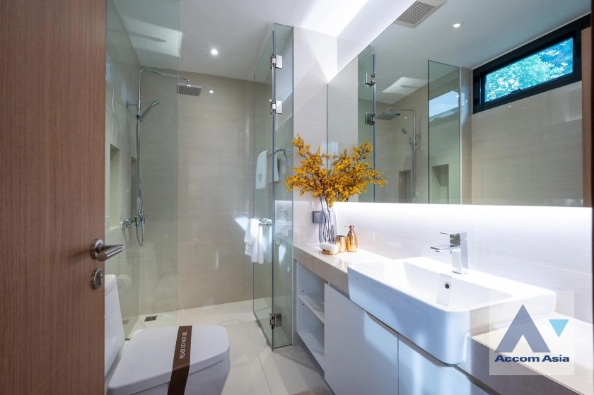 12  3 br Condominium For Sale in Sukhumvit ,Bangkok BTS On Nut at Park Court Sukhumvit 77 AA39561