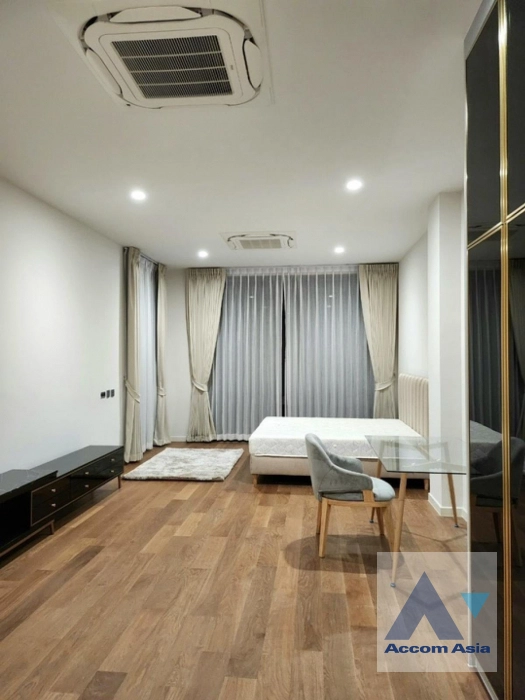 15  4 br House for rent and sale in Ratchadaphisek ,Bangkok MRT Thailand Cultural Center at BuGaan Rama9 - Mengjai AA39562