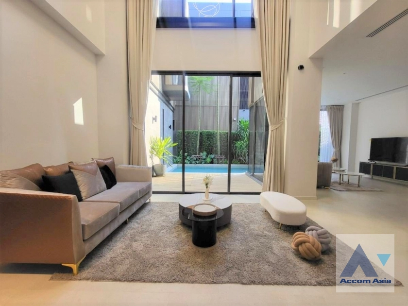 6  4 br House for rent and sale in Ratchadaphisek ,Bangkok MRT Thailand Cultural Center at BuGaan Rama9 - Mengjai AA39562