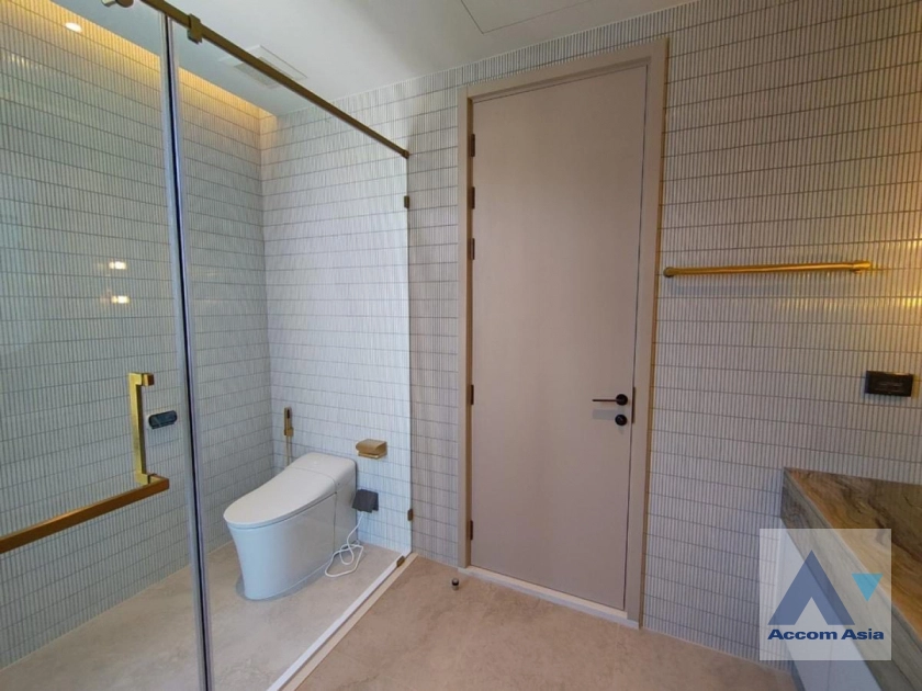 24  4 br House for rent and sale in Ratchadaphisek ,Bangkok MRT Thailand Cultural Center at BuGaan Rama9 - Mengjai AA39562